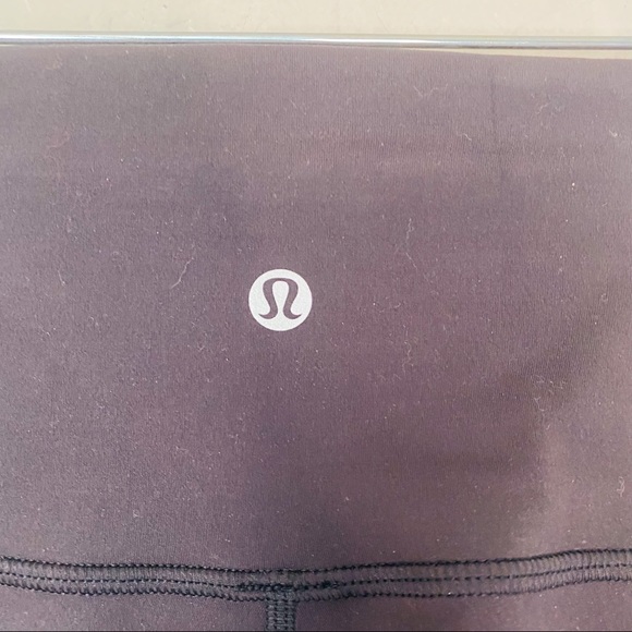 Lululemon Wunder Train High-Rise Short 6" Biker Shorts in Black Size 0 - Picture 6 of 7